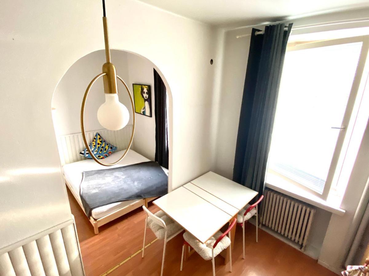 Small Home In Kamppi 헬싱키 외부 사진