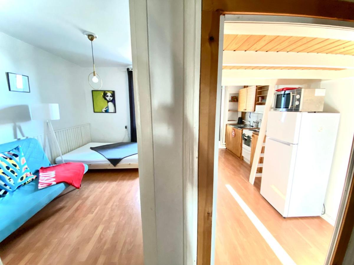 Small Home In Kamppi 헬싱키 외부 사진